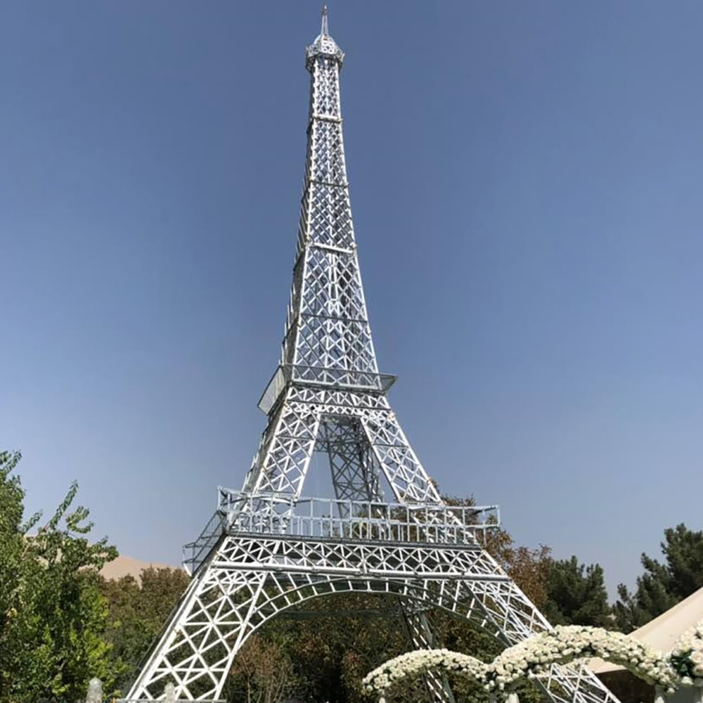 Eiffel Tower Down Sized